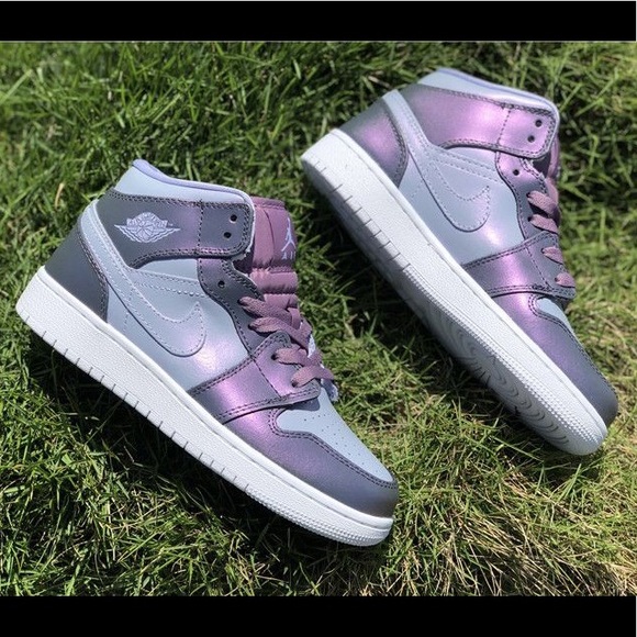 metallic purple air jordan 1